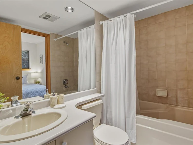 1102-3050 Hillcrest Drive, Whistler, BC, V8E 0T8 - 13