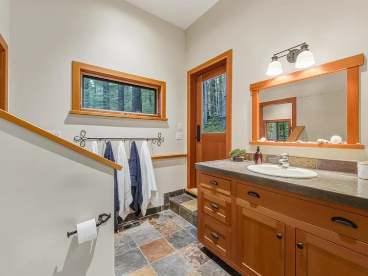 2 Walkerville Road, Pemberton, BC, V0N 2K0 - 19