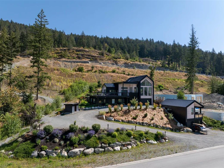 7676 Cerulean Drive, Pemberton, BC, V0N 2L3