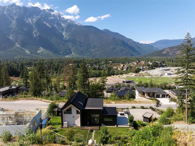 7676 Cerulean Drive, Pemberton, BC, V0N 2L3 - 40