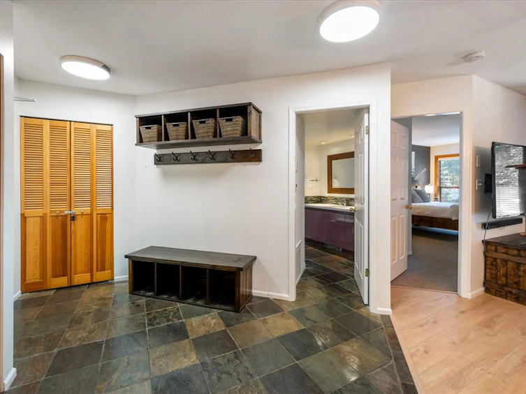 204-4821 Spearhead Drive, Whistler, BC, V8E 1E8 - 21