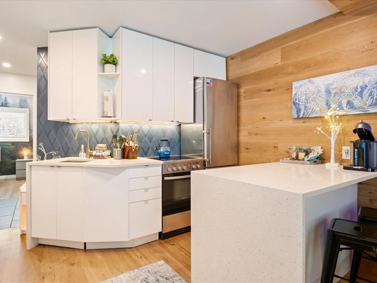 4-2170 Sarajevo Drive, Whistler, BC, V8E 0B5 - 3