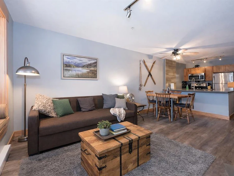 433-4314 Main Street, Whistler, BC, V8E 1A8 - 3