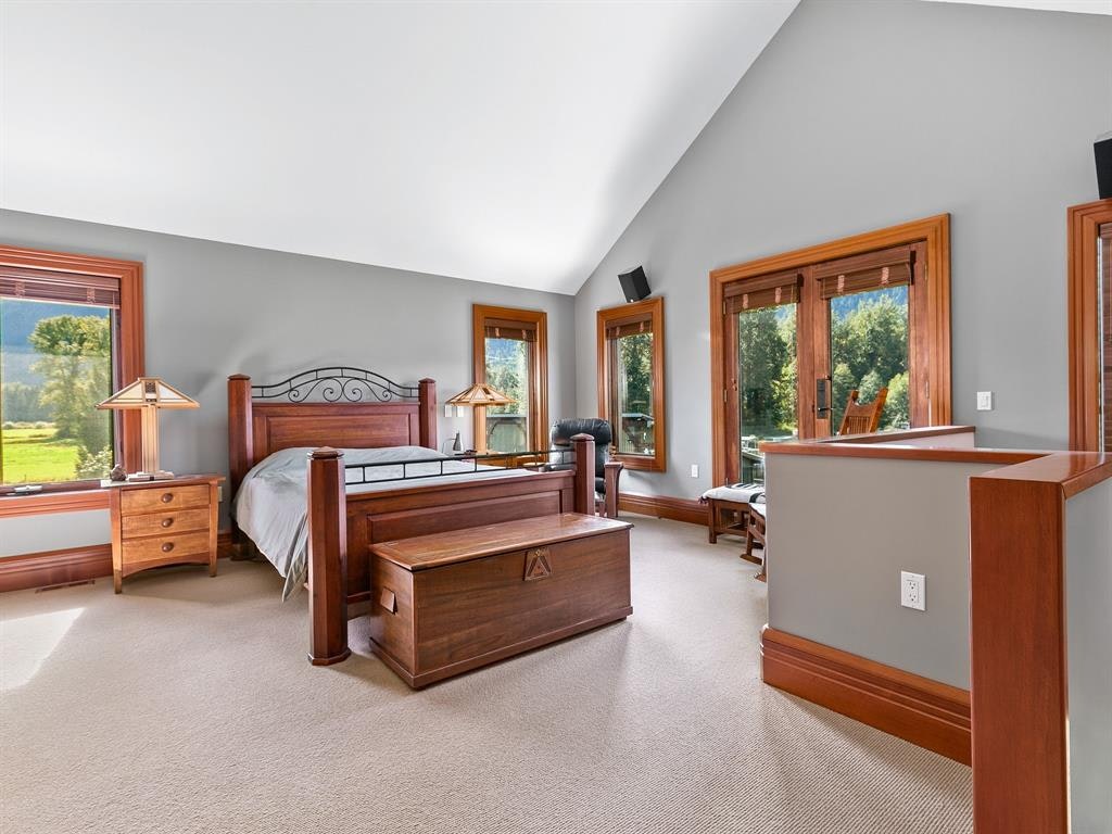 8891 Pemberton Meadows Road, Pemberton, BC, V0N 2L2 - 13