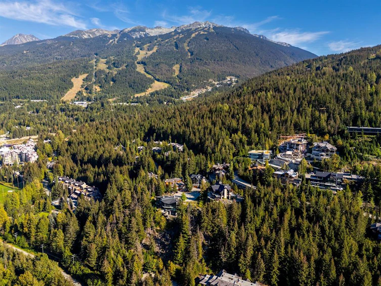 3853 Sunridge Court, Whistler, BC, V8E 0W1