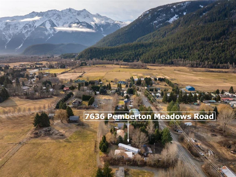 7636 Pemberton Meadows Road, Pemberton, BC, V0N 2L0 - 3