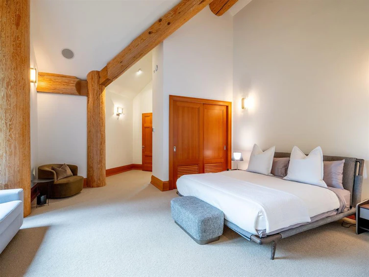 7425 Treetop Lane, Whistler, BC, V8E 0E9 - 30