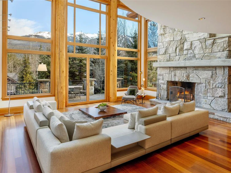 7425 Treetop Lane, Whistler, BC, V8E 0E9 - 2
