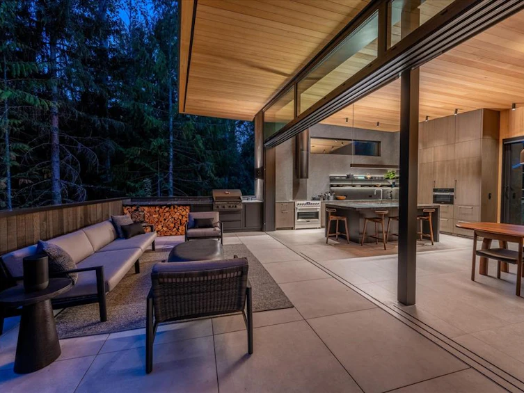 7501 Ambassador Crescent, Whistler, BC, V8E 0E5 - 10
