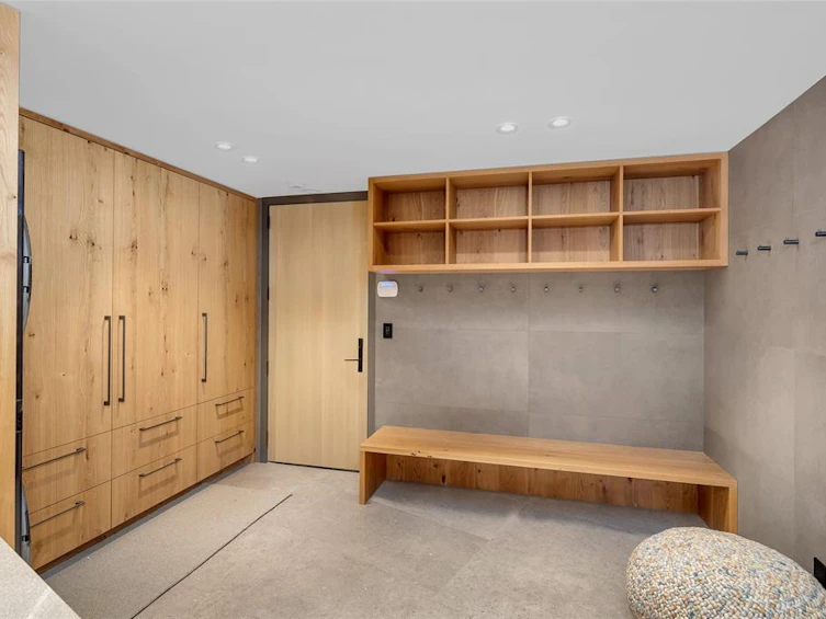 7501 Ambassador Crescent, Whistler, BC, V8E 0E5 - 35
