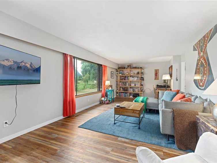 B-8988 Pemberton Meadows Road, Pemberton, BC, V0N 2L2 - 2