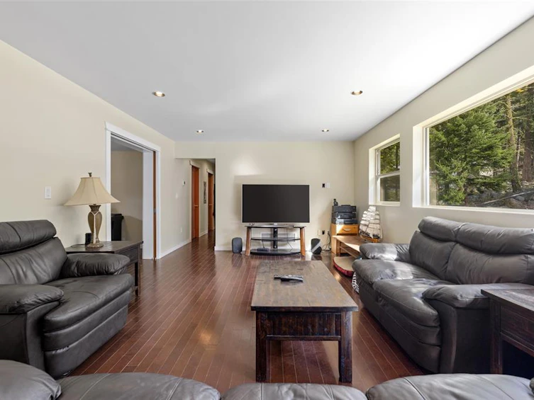9660 Devine Street, Whistler, BC, V0N 1L0 - 17