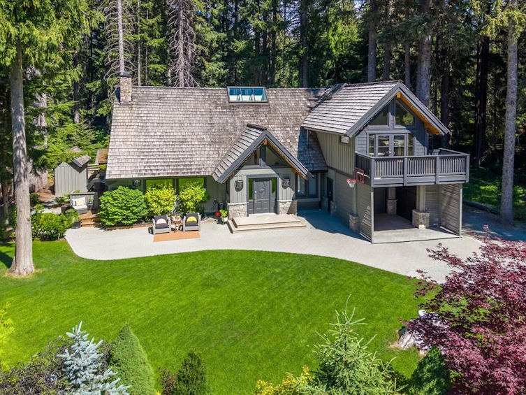 6725 Crabapple Drive, Whistler, BC, V8E 0C5