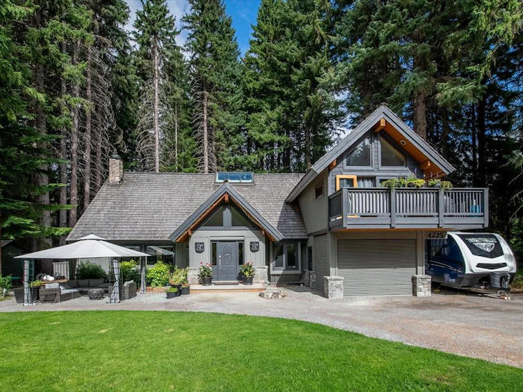 6725 Crabapple Drive, Whistler, BC, V8E 0C5 - 2