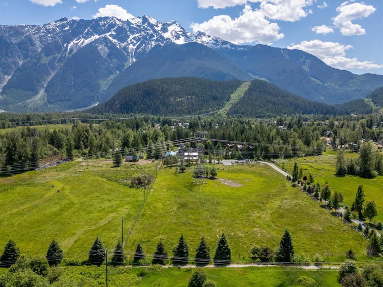 1470 Fraser Road, Pemberton, BC, V0N 1B0 - 33