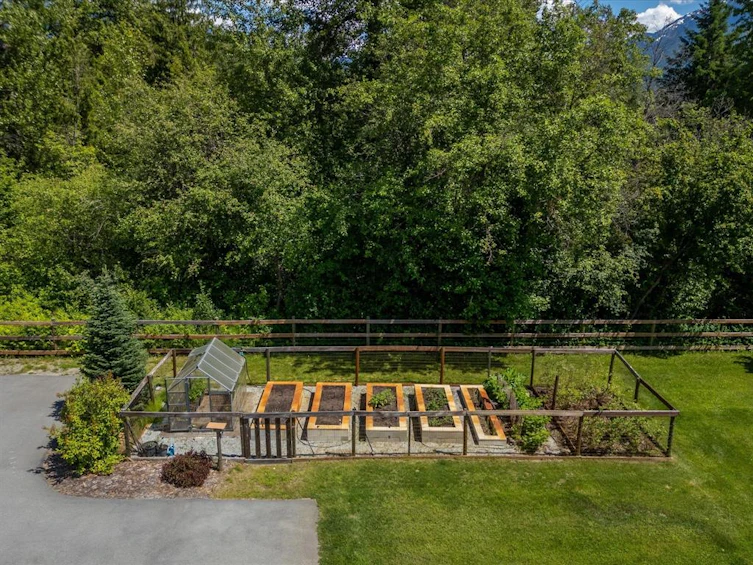 1470 Fraser Road, Pemberton, BC, V0N 1B0 - 28