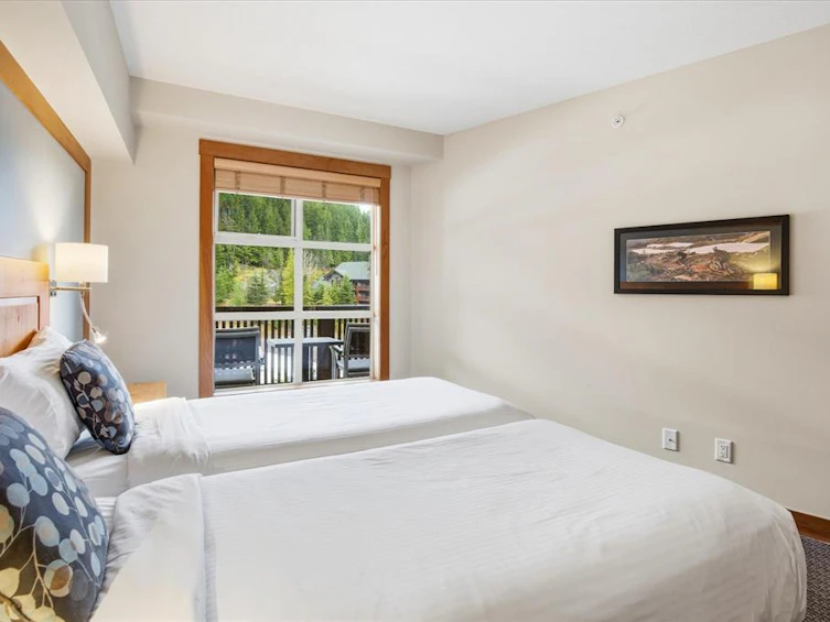 637B-2036 London Lane, Whistler, BC, V8E 0N7 - 17