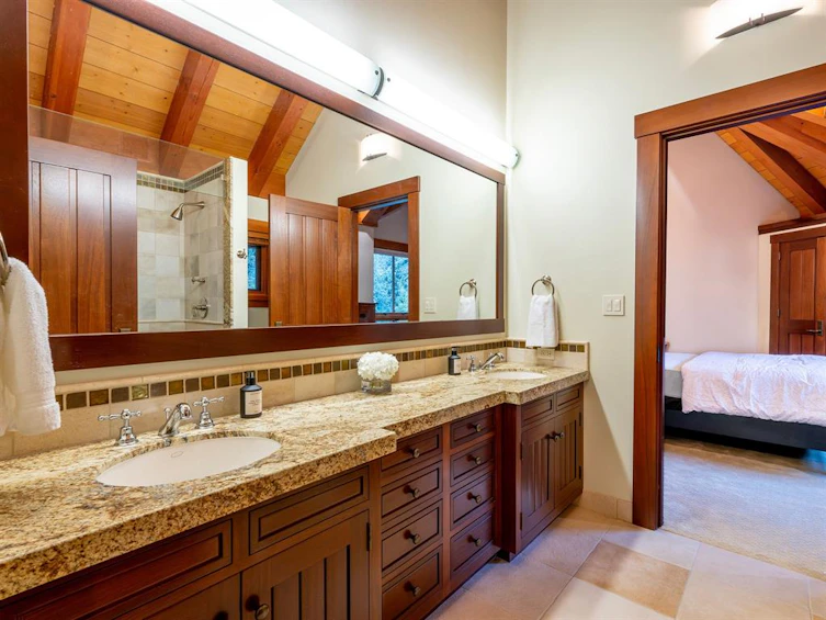 2219 Lake Placid Road, Whistler, BC, V8E 0B2 - 23