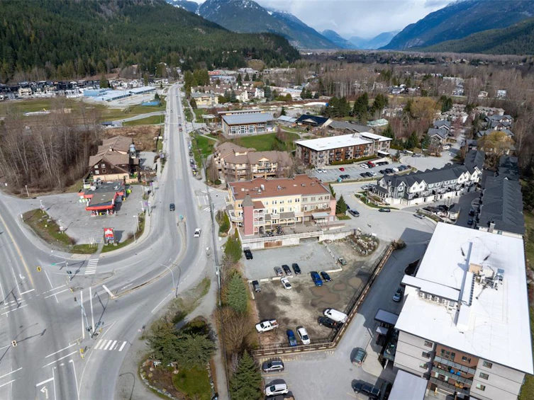 7340 Crabapple Court, Pemberton, BC, V0N 2L0 - 14