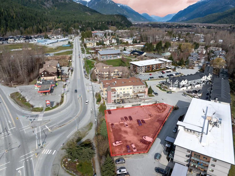 7340 Crabapple Court, Pemberton, BC, V0N 2L0