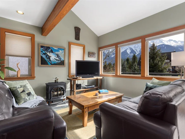 1423 Willow Drive, Pemberton, BC, V0N 2L0 - 3