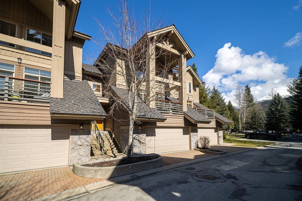 18-8030 Nicklaus North Boulevard, Whistler, BC, V8E 1J7