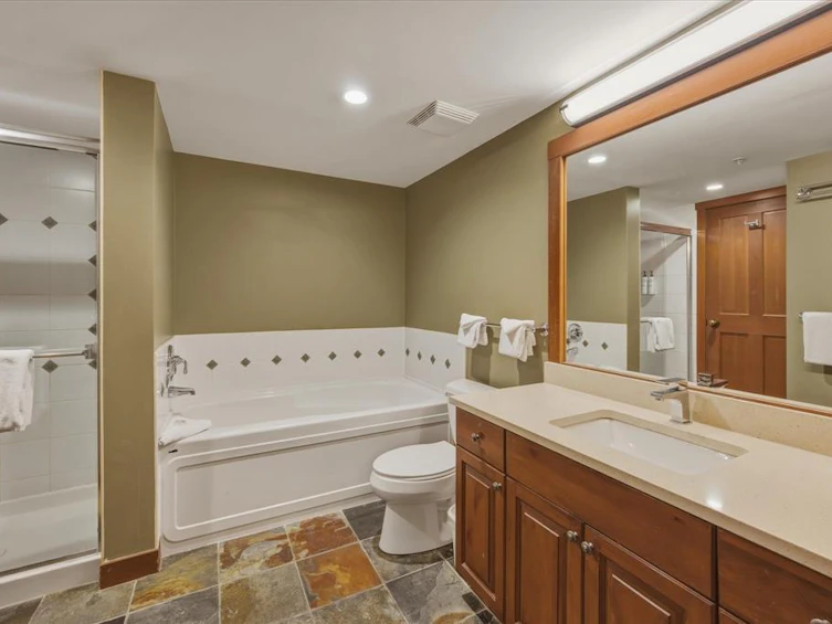 202-4653 Blackcomb Way, Whistler, BC, V8E 0Y9 - 18