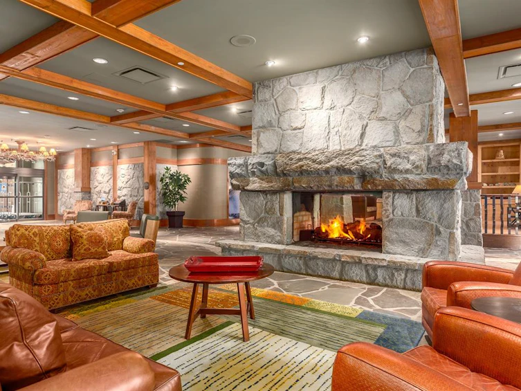 303-2202 Gondola Way, Whistler, BC, V8E 0M7 - 19