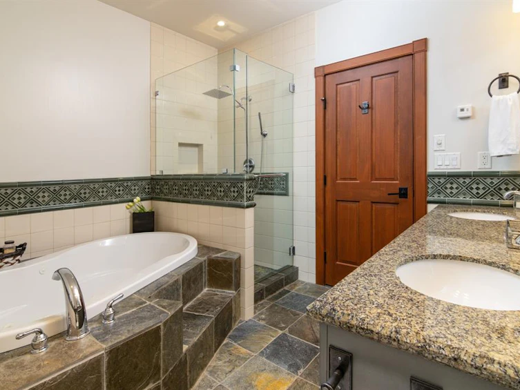 8-2500 Taluswood Place, Whistler, BC, V8E 0R2 - 17