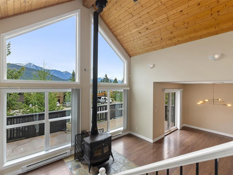 7467 Dogwood Street, Pemberton, BC, V0N 2L0 - 3