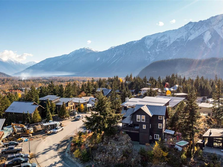 7467 Dogwood Street, Pemberton, BC, V0N 2L0 - 38