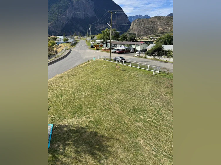 342 & 348 Mountain View Road, Lillooet, BC, V0K 1V0 - 3