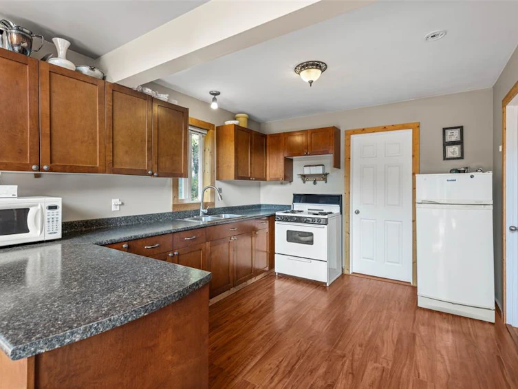 2873 Blackwater Road, Pemberton, BC - 5