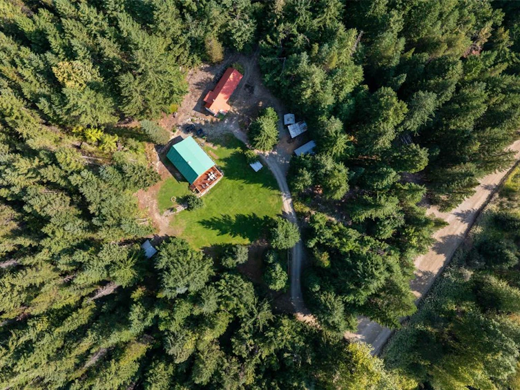 2873 Blackwater Road, Pemberton, BC - 29