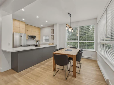 16-4628 Blackcomb Way - 5
