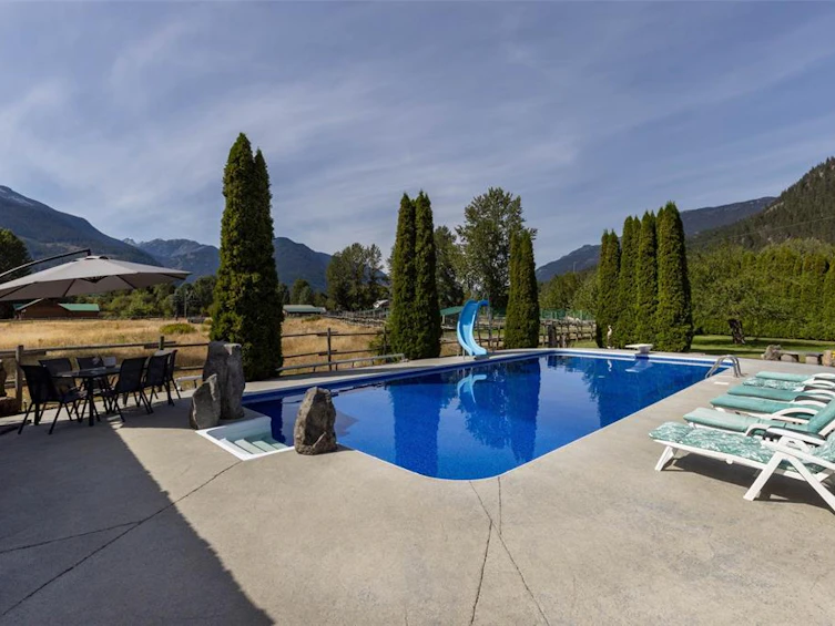7569 Oberson Road, Pemberton, BC, V0N 2L0 - 33