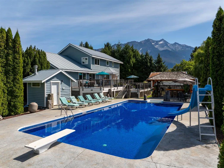 7569 Oberson Road, Pemberton, BC, V0N 2L0