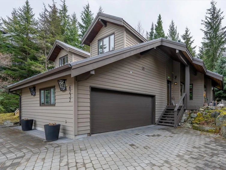 6232 Oboe Place, Whistler, BC, V8E 0C5 - 32