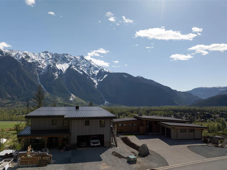 8207 Merlot Peak Drive, Pemberton, BC, V0N 2L3 - 12