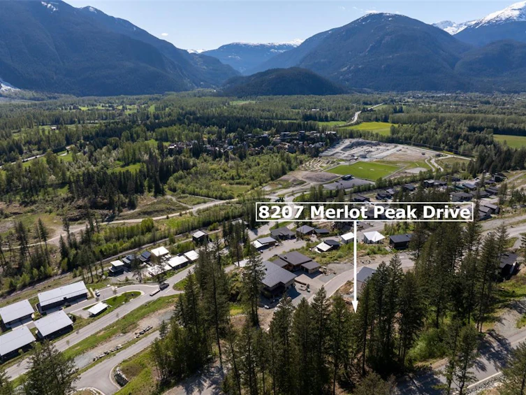8207 Merlot Peak Drive, Pemberton, BC, V0N 2L3 - 7