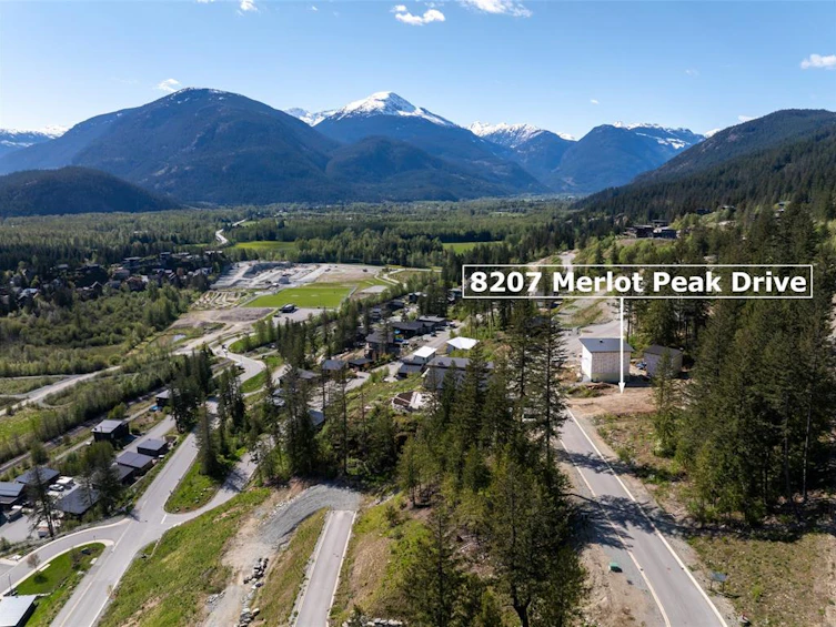 8207 Merlot Peak Drive, Pemberton, BC, V0N 2L3 - 6