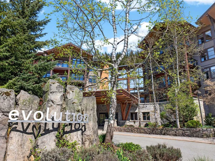 314B-2020 London Lane, Whistler, BC, V8E 0B6