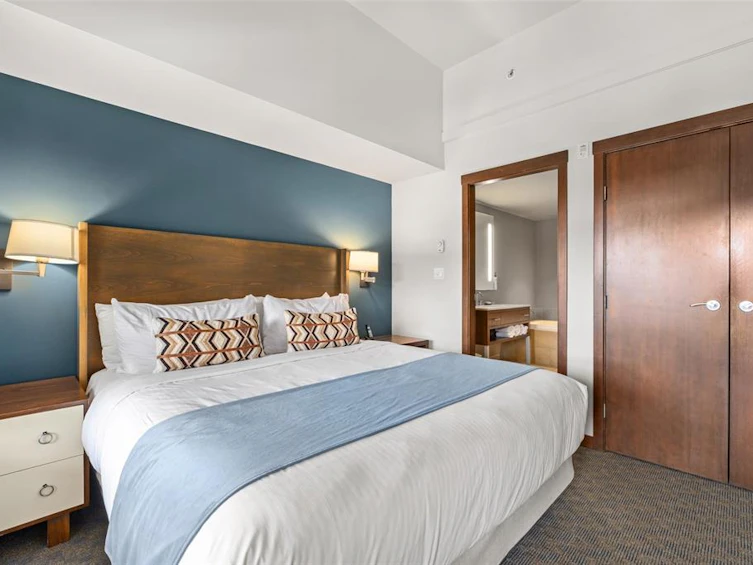 404C-2020 London Lane, Whistler, BC, V8E 0B6 - 11