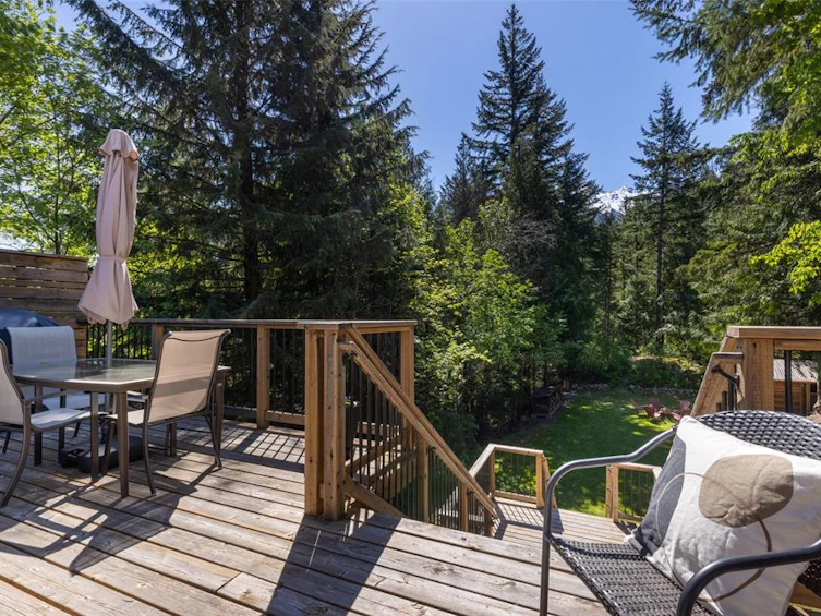 1350 Fernwood Drive, Pemberton, BC, V0N 2L0 - 3
