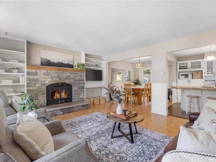 1350 Fernwood Drive, Pemberton, BC, V0N 2L0 - 5