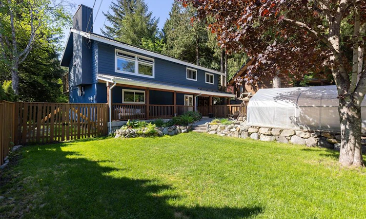 1350 Fernwood Drive