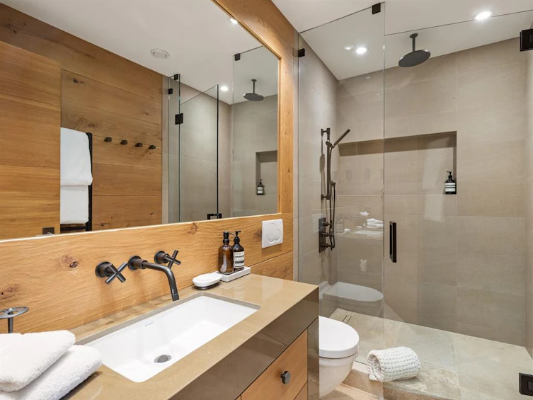 8441 Golden Bear Place, Whistler, BC, V8E 1J7 - 35
