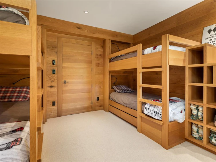 8441 Golden Bear Place, Whistler, BC, V8E 1J7 - 34