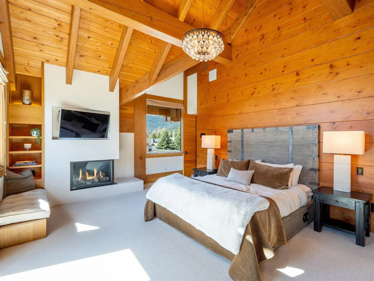 8441 Golden Bear Place, Whistler, BC, V8E 1J7 - 17