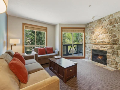 432C-2036 London Lane - 3